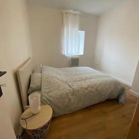 T2 Chic - Blue & Grey Appartement